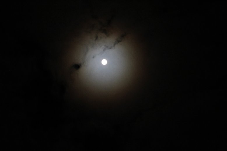 full Moon corona
